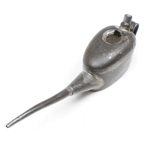 Image Title Old Oil Can