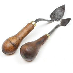 2x Old Small Trowel Tools (Beech)