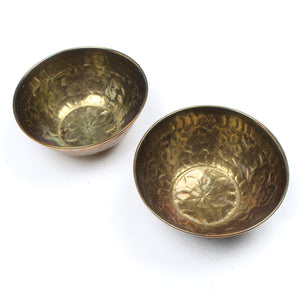 Image Title 2x Old Decorative Brass Moulds / Dishes