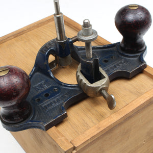 Image Title Record 071 Hand Router Plane (Beech)