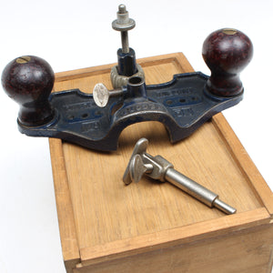 Image Title Record 071 Hand Router Plane (Beech)