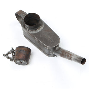 Image Title Old Oilcan