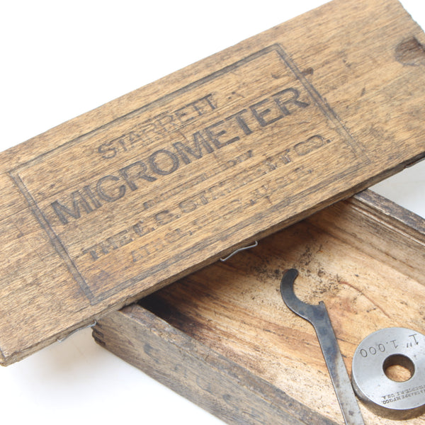 Starrett Micrometer No. 2 (Beech) OldTools.co.uk