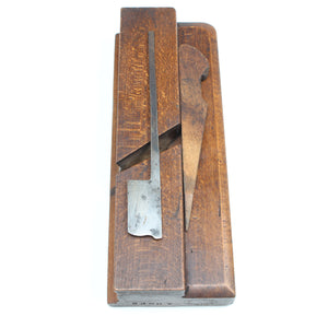 Old J Dixon (London) Wooden Plane - Lambs Tongue (Beech) - OldTools.co.uk