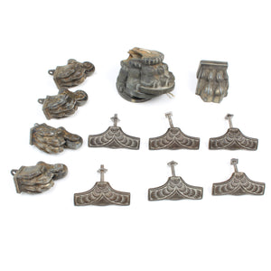 Old Feet / Casters and Related Ironmongery