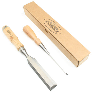 Lie Nielsen Chisel 1/8" & Stanley Chisel 28mm (Ash) - OldTools.co.uk