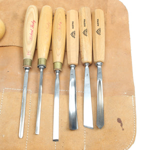Wood Carving Tools Set with Mallet - ENGLAND, WALES, SCOTLAND ONLY