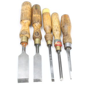 5x Old Woodwork Chisels (Ash)