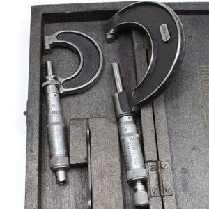 Moore and Wright Micrometers No. 965 & 996B - OldTools.co.uk