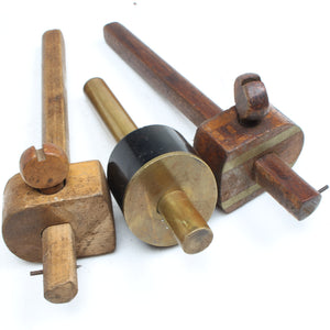 11x Old Wooden Marking Gauges (Display) - OldTools.co.uk