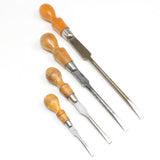 4x Old Wooden Handled Screwdrivers (Beech) - OldTools.co.uk
