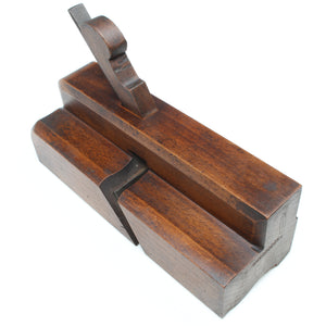 Old Wide Lambs Tongue Wooden Plane (Beech)