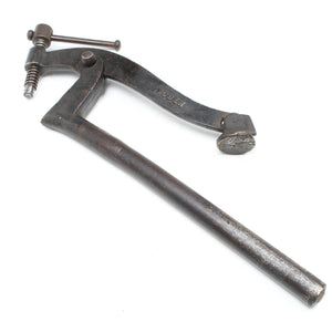 Woden Holdfast Clamp