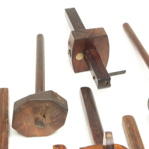 11x Old Wooden Marking Gauges (Display)