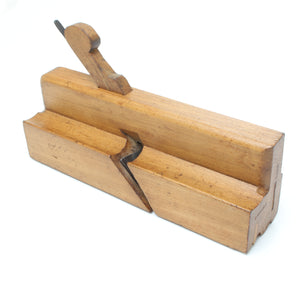 Old I Sym Wooden Quirk Ogee Plane