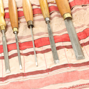 9x Old Woodwork Chisels and Gouge (Ash, Beech)