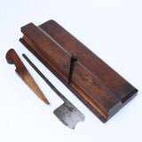 Very Early Wooden Moulding Plane - OldTools.co.uk