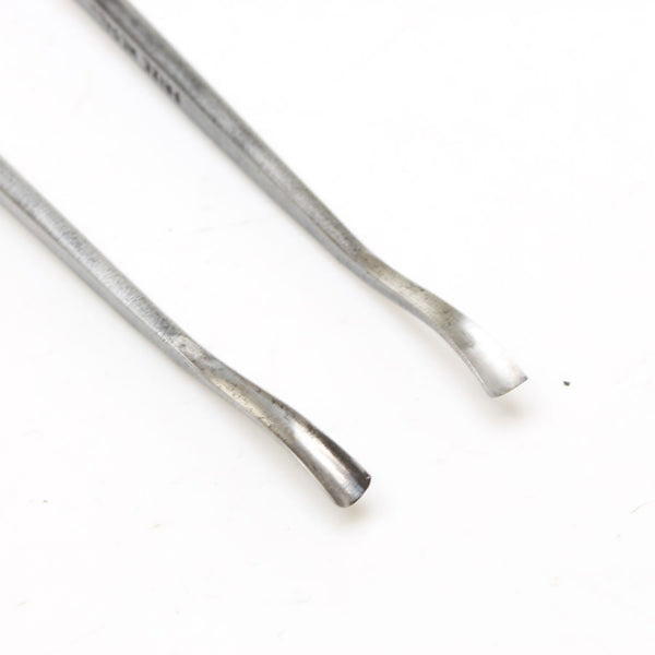 SOLD - 2x Herring Carving Back Bent Gouges - 4mm – OldTools.co.uk
