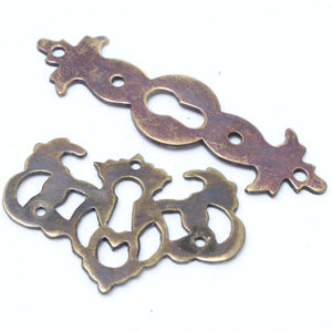 7x Keyhole Escutcheons - OldTools.co.uk